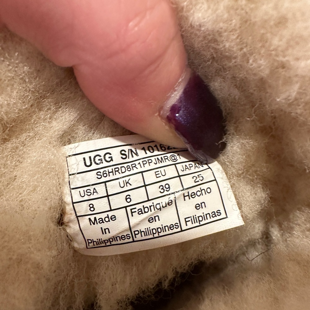 UGG boots - Picture 6 of 7